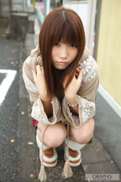 女人比图片